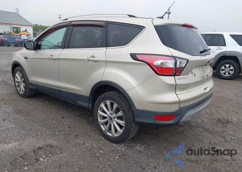 2017 Ford Escape Titanium из США, поврежденный, VIN 1FMCU9J9XHUC17963